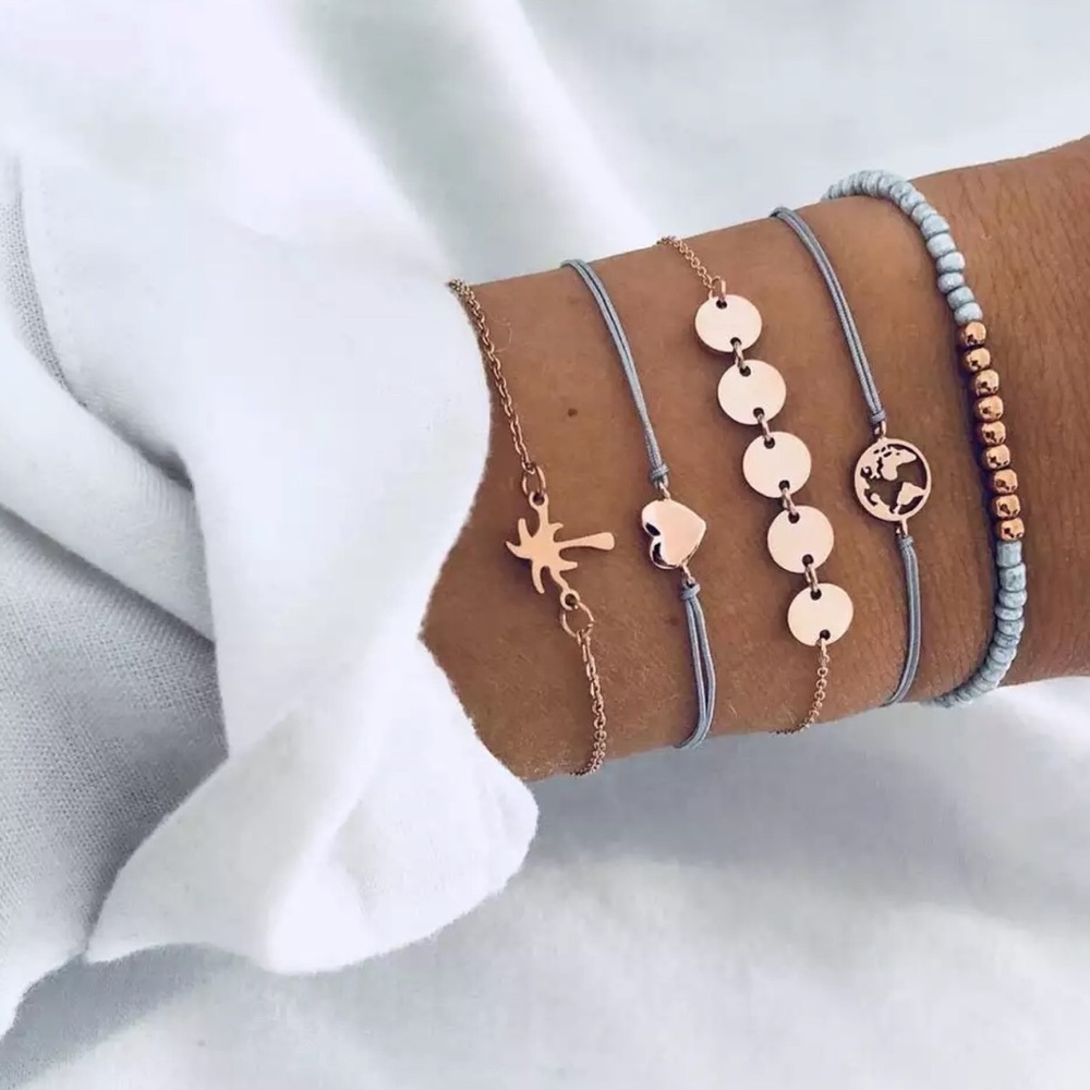 4 Piece Bracelet Set (Grey/Gold)
